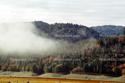 Lake Pillsbury, Fog, mountains, Mendocino National Forest, Mendocino County, water