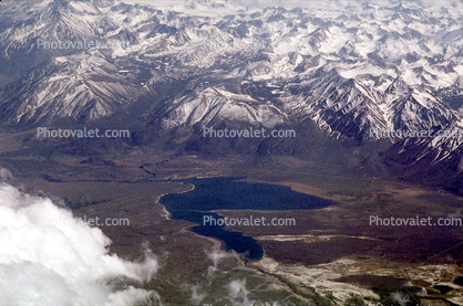 Crowley Lake, Owens River, southern Mono County, reservoir, valley, Sierra-Nevada Mountain Range, water