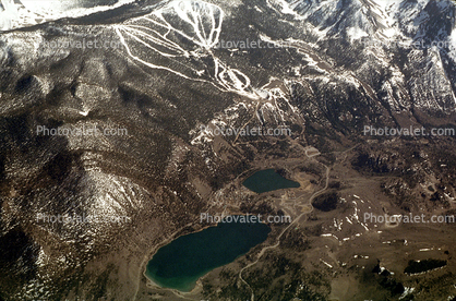 June Lake, June Mountain Ski Resort, Sierra-Nevada Mountain Range, ski slopes, Mono County, water, Mammoth
