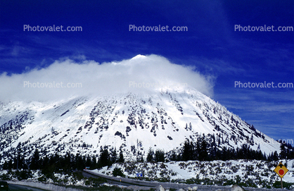 Mount Shasta Cinder Cone, clouds