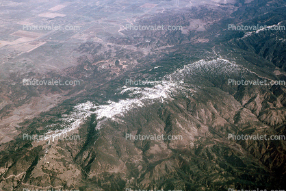 Tejon Pass, snow, mountains, valley