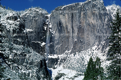 Yosemite Falls, Waterfall, Winter, Granite Cliff