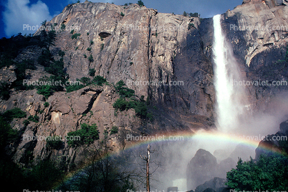 Yosemite Falls, Waterfall, Granite Cliff, mist, misty