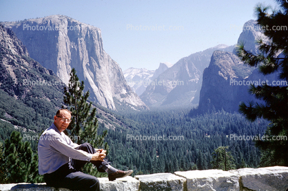 Yosemite Valley, Granite Cliffs, man, forest