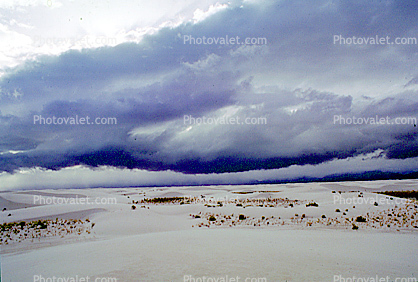 White Sands National Monument, New Mexico, Moody Clouds