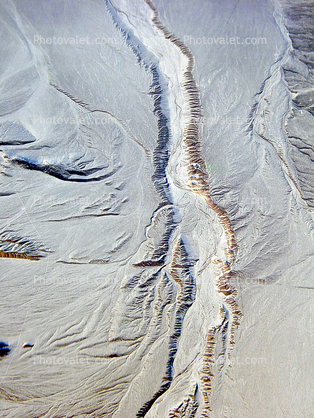 Zippered Landscape, frozen river, cold, ice, snow, central Nevada, fractal