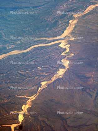 Riverbed, fractal river