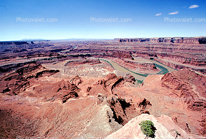 Colorado River, Sandstone Cliff, stratum, strata, layered, sedimentary rock, meander