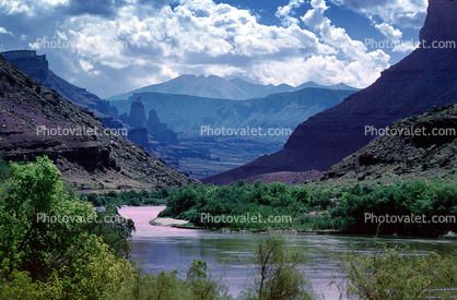 Colorado River, east of Moab, Castle Valley