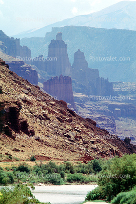 Colorado River, Knobs, geoform, mountains, Castle Valley, east of Moab, geologic feature, butte