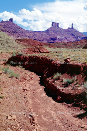 Gully, Mesa, Castleton Tower, knob, clouds, Cliffs, stone, Castle Valley, east of Moab, geologic feature, butte