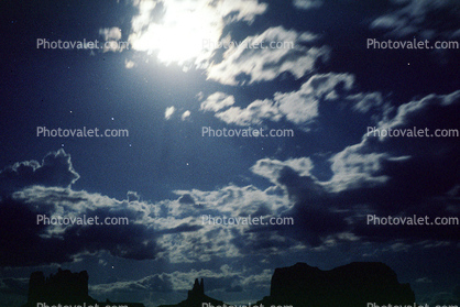 nighttime, moon, Monument Valley, Clouds