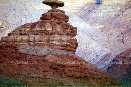 Mexican Hat Rock, erosion, sandstone formation, HooDoo, Spire