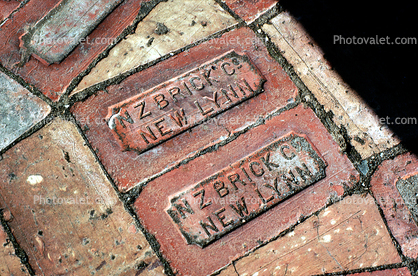 NZbrick New Lynn, Colorful Bricks