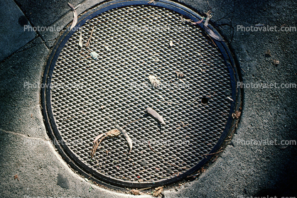 Steel Manhole Cover, Cement Sidewalk
