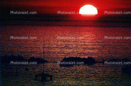 Sun Sliver, Sunset, Sunrise, Sunclipse, Sunsight, Santa Monica Bay, Pacific Ocean, California