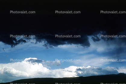 ominous clouds, dark, foreboding