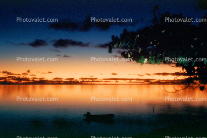 near the end of dusk, Island of Moorea, Tahiti, darkness, Sunset, Sunrise, Sunclipse, Sunsight, Dusk, Dawn, Twilight