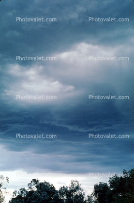 Strato Clouds, Stratonimbus Rain Clouds