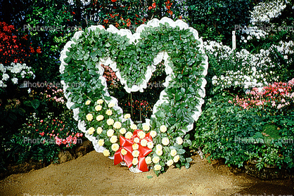 Heart Shape, Wreath, Arboretum