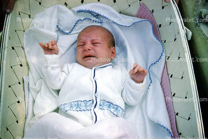 Crying Baby, Infant, Babies, crib, Toddler, Boy, Male, Pain, newborn