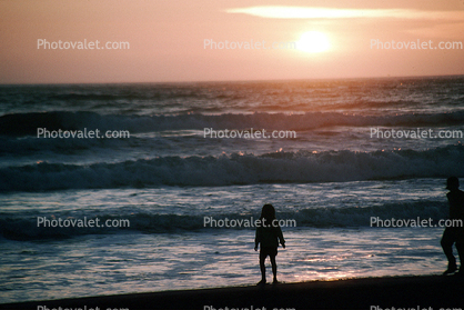 Beach, Pacific Ocean Waves, girl, person, People walking, sand, Pacific Ocean, sunset, waves