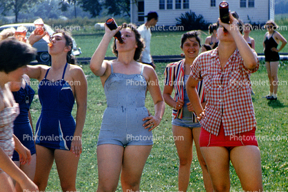 Soft Drink, Smiles, Drinking Cola, Contest, 1950s