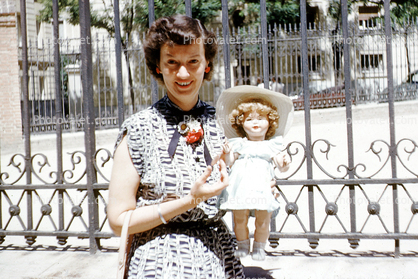 Lady and her Doll, Smiles, 1950s