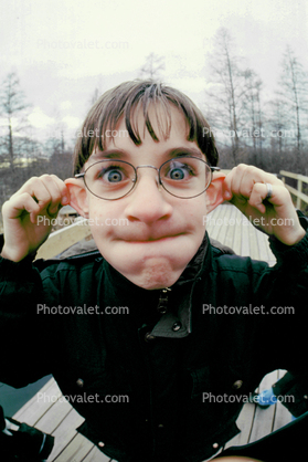 Boy with no lips, glasses, Ears, Troll, Elf, Boy, Volo Bog, Illinois