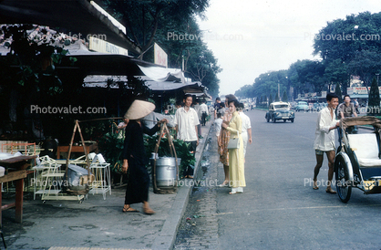 Street Vendors, Saigon, October 1962