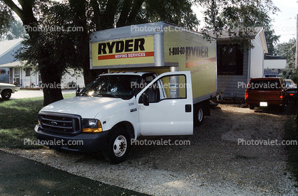 Ryder Van, Ford, Truck