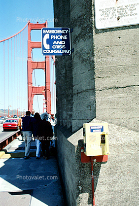 Golden Gate Bridge, Emergency Phone