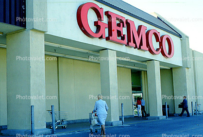 Gemco Supermarket, shoppers, building, store, Shopping Center, mall, signage, 1980s, shopping cart