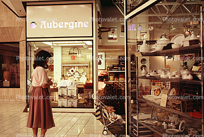 Aubergine Store, Shopping Mall, window display, woman, 1980s