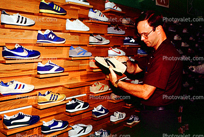 shopper, shoe store, man Shopping, Mall, interior, inside, indoors, 1980s