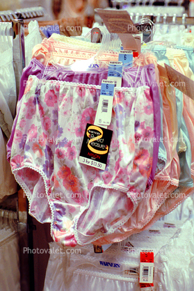 Underwear, flowery, Store