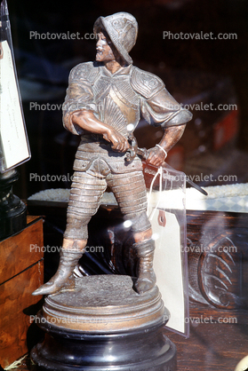 Ponce de Leon, sword, helmet, armor, figurine