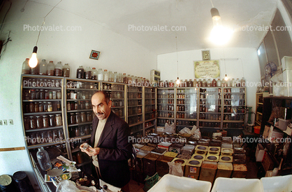 Man, Store, Iran