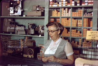 Csahier, Women, Camera Store, film, counter, 1950s