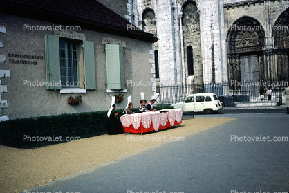 Vendor, car, Chartres, Brittany
