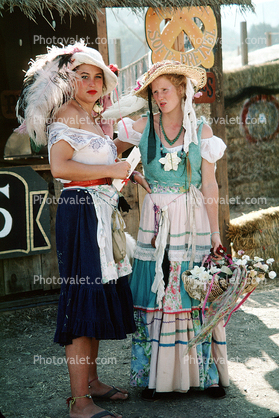 Wenches, Women, costumes, feather hats, Renaissance Faire