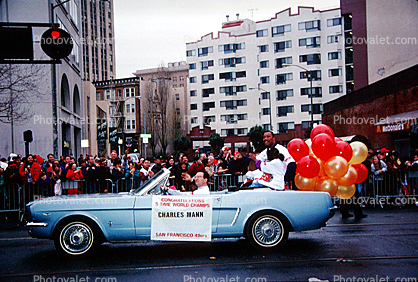 Charles Mann, 49'r superbowl victory parade, Market Street, Ford Mustang, Cabriolet, Car, automobile