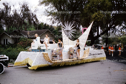 Bathingsuit Women with Shopping Carts, Lakeland Parade, 1950s