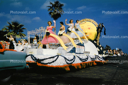 Jackson Ice Company, smiling sun, Festival of States, Saint Petersburg, Florida, 1950s