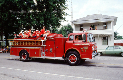 Liberty Toiwnship, Ford Fire Engine, Sulfer Springs Sesquicentennial Parade, Tiro-Auburn, Ohio, July 1983, 1980s