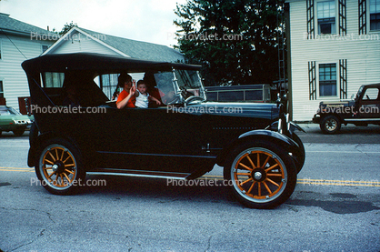 Automobile, car, Sulfer Springs Sesquicentennial Parade, Tiro-Auburn, Ohio, July 1983, 1980s