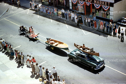 Car, Trailer, Canoe, Boat, Water Skiers, crowds, 1950s