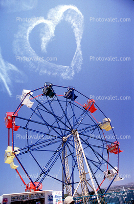 Ferris Wheel, Sky Writing, skywriter, smoke trails, Advertising