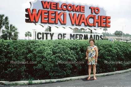 Welcome to Weeki Wachee, City of Mermaids, Florida Silver Springs, bushes, plants, 1973, 1970s