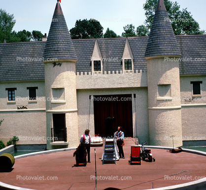 Bear Show, castle, stage, round, moat, steeple, tower, turret, Busch Gardens